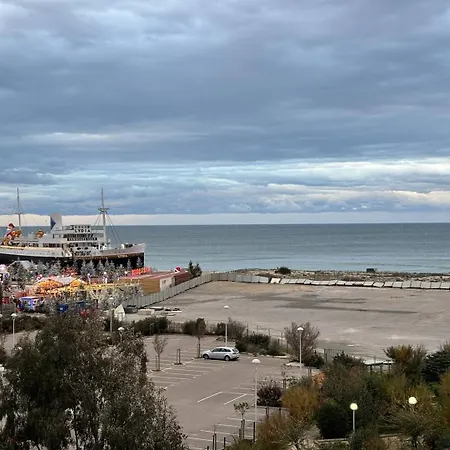 Cosy Avec Tres Belle Vue Sur La Et Parking Prive 4gp162 شقة *